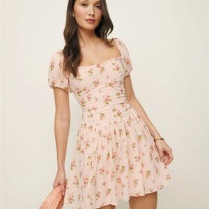 Reformation Davonne
Dress in Audrey print size 10